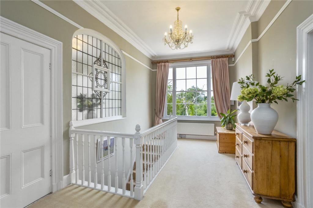 6 bedroom detached house for sale in Oakfield Road, Childer Thornton, CH66
