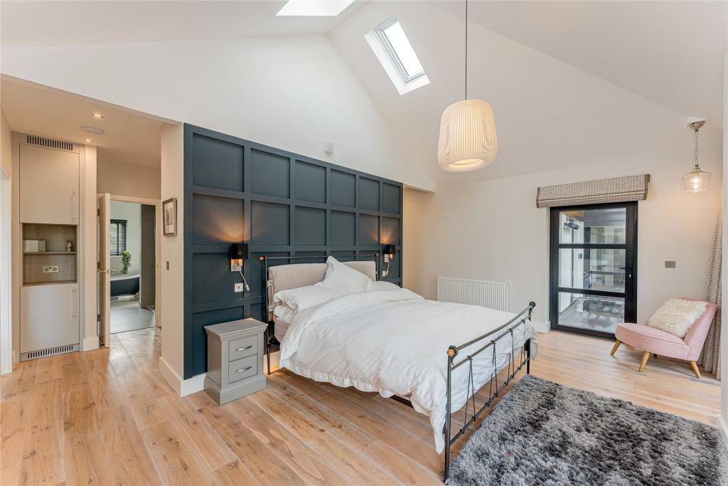 5 bedroom detached house for sale in Shireburn Road, Formby, Liverpool, L37