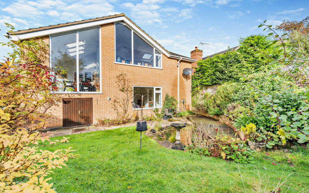 Additional property image - Elizabeth Crescent, Chester, Cheshire, CH4