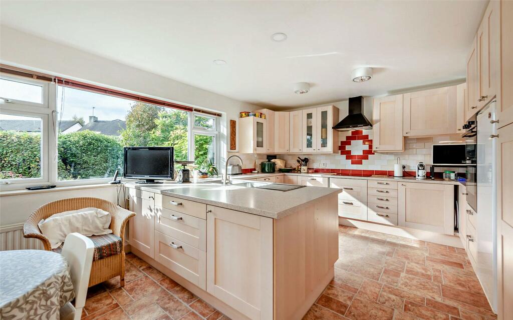 Additional property image - Elizabeth Crescent, Chester, Cheshire, CH4
