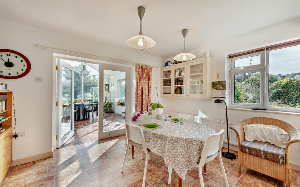 Additional property image - Elizabeth Crescent, Chester, Cheshire, CH4