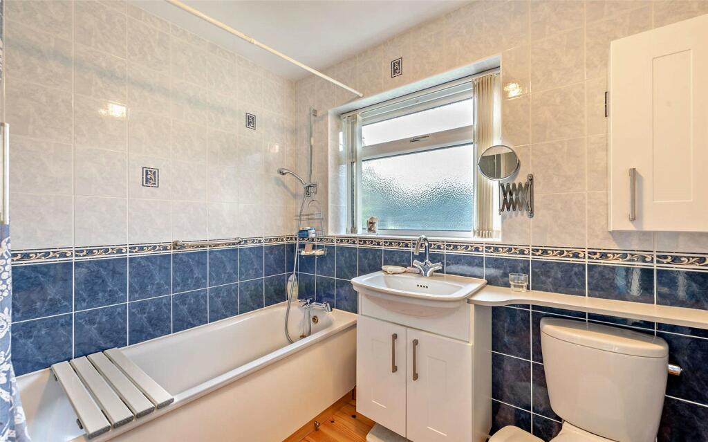 Additional property image - Elizabeth Crescent, Chester, Cheshire, CH4