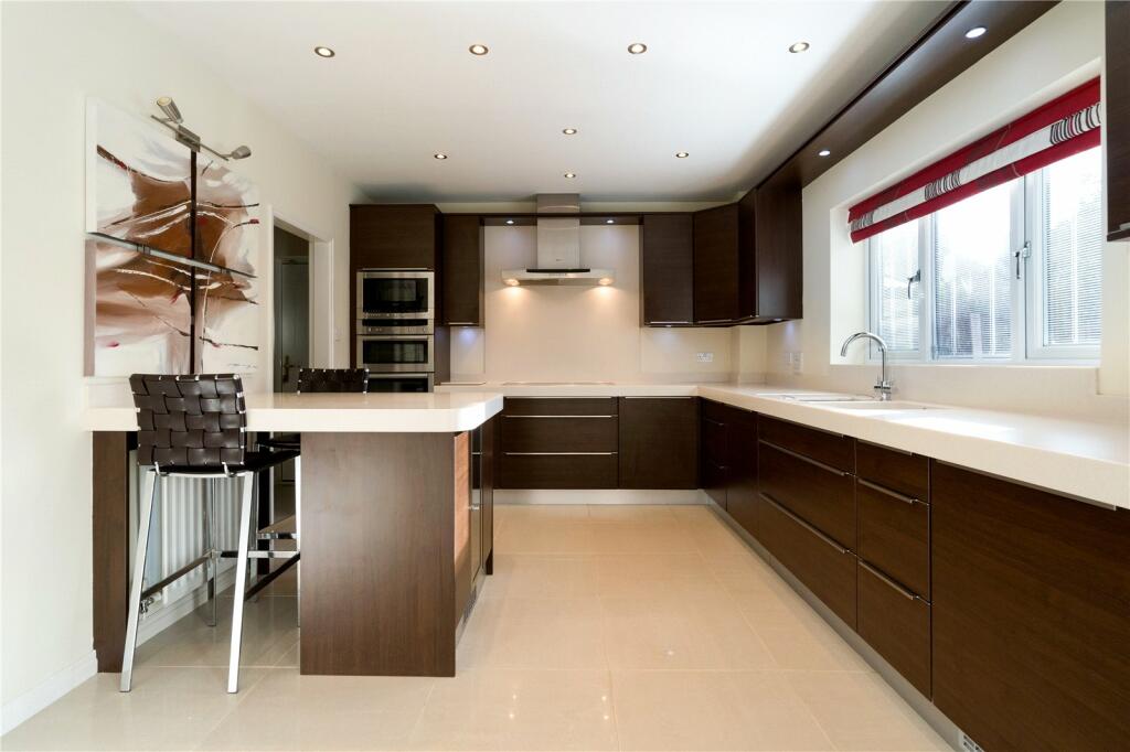 Additional property image - Charleston Close, Great Sutton, Ellesmere Port, Cheshire, CH66