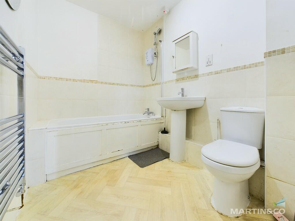 Additional property image - 12 Oriel Court, 28 Prenton Lane