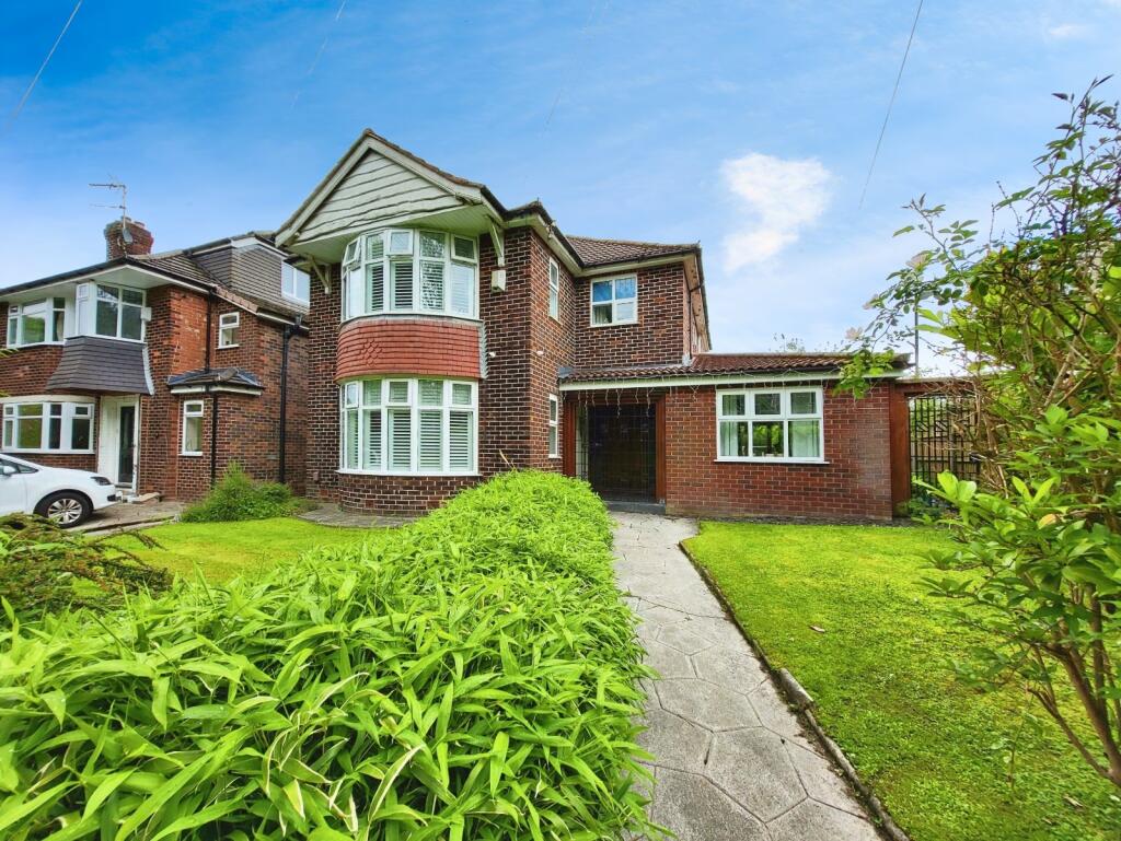 5 bedroom detached house for sale in Cloverley Drive, Timperley
