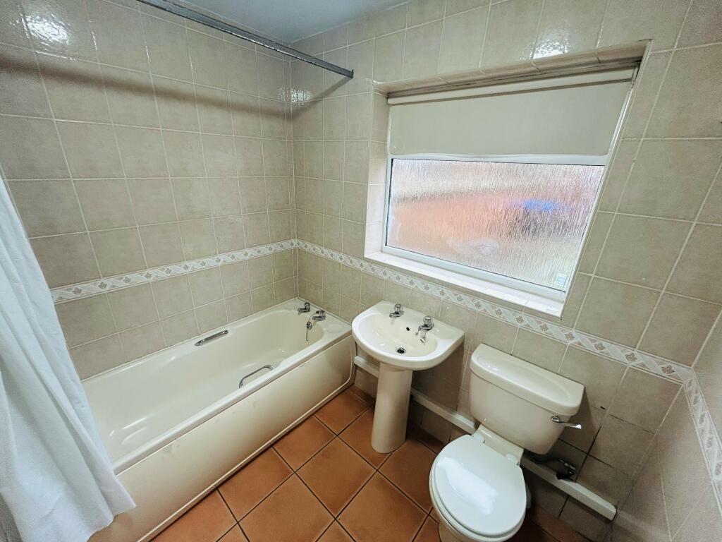 Additional property image - Willes Road, Leamington Spa