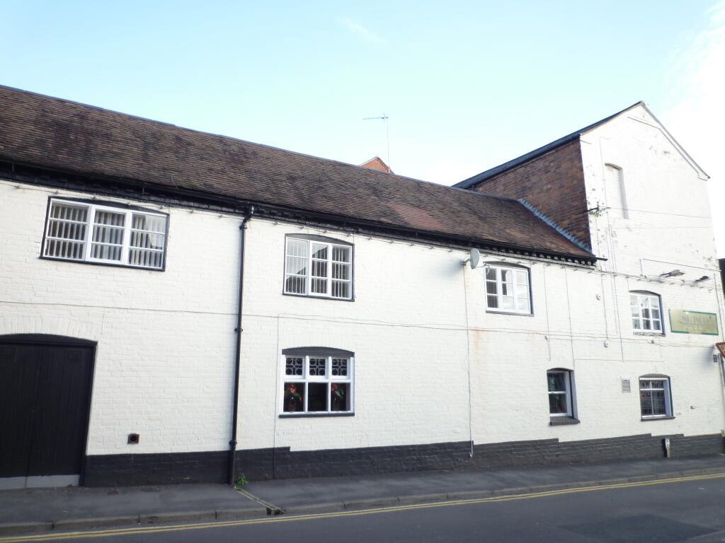 Main image of property: West Street, Warwick