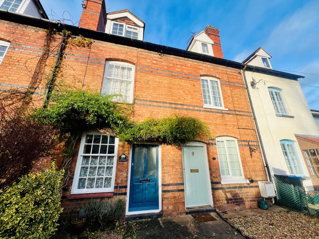 Main image of property: 15 Mill End, Kenilworth