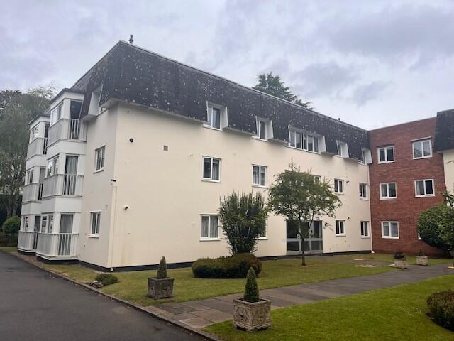Main image of property: Kenilworth Road, Leamington Spa