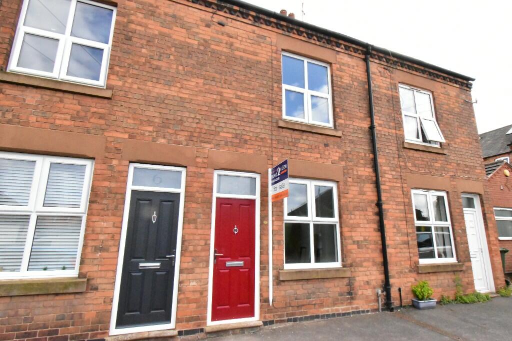 3 bedroom terraced house for sale in Dover Street, Southwell