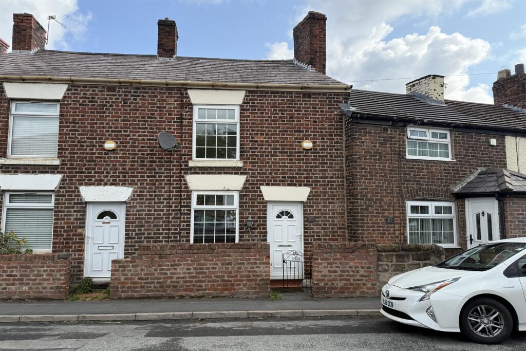 Main image of property: Halton Road, Runcorn, WA7  5QX
