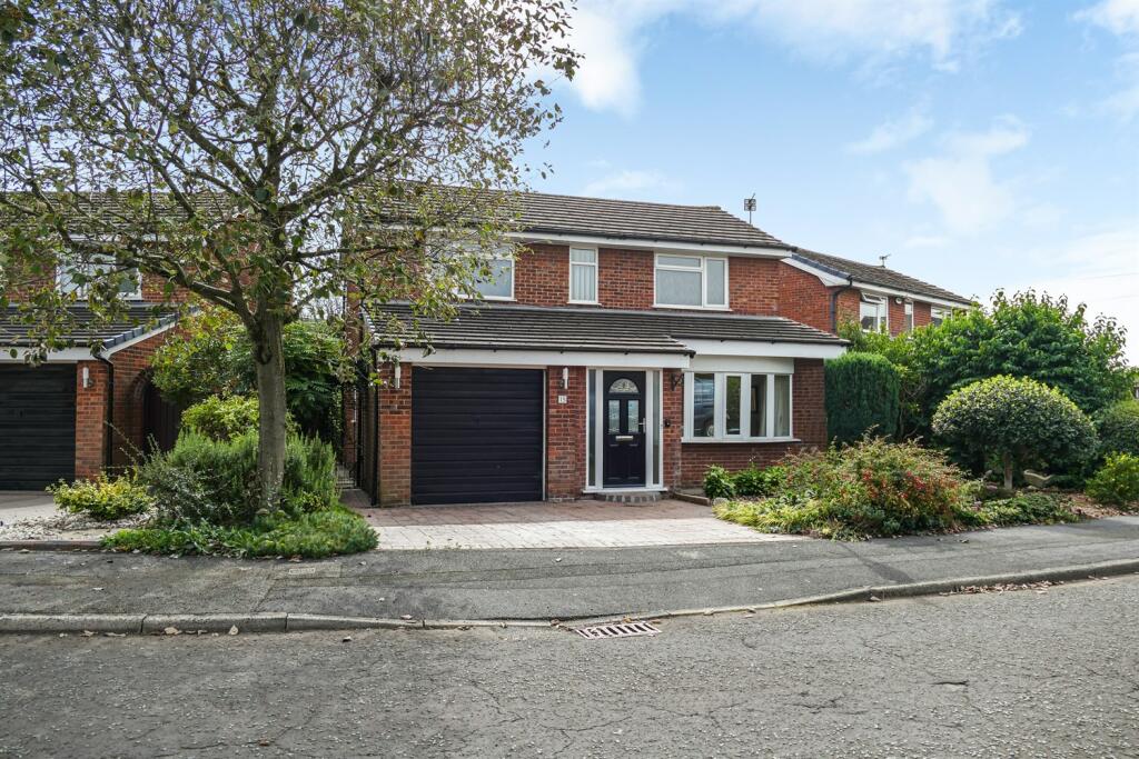 4 bedroom detached house for sale in Redwood Close, Woolston, WA1 4EH, WA1