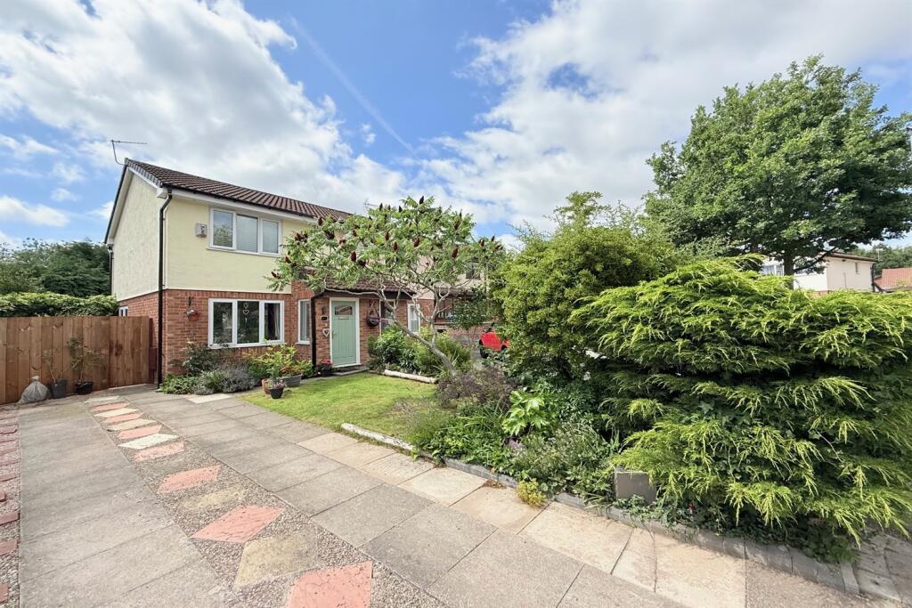 Main image of property: Bramshill Close, Gorse Covert, WA3 6TY