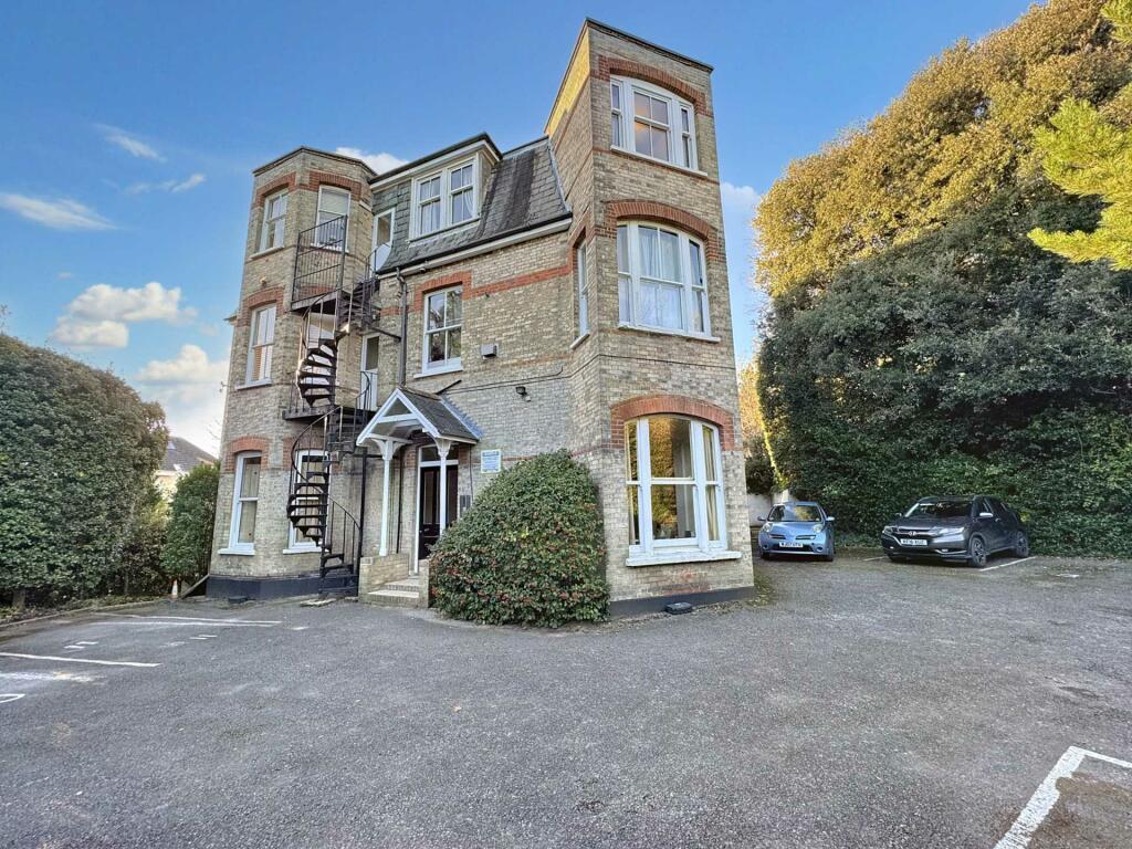Studio apartment for sale in Durrant Road, Bournemouth, BH2