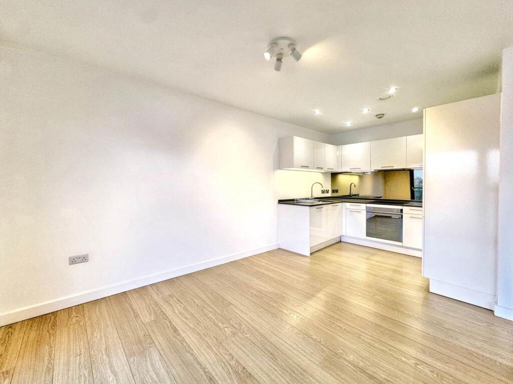 Additional property image - Madeira Road, Bournemouth
