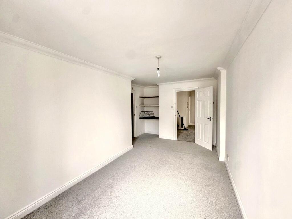 Additional property image - Christchurch Road, Boscombe