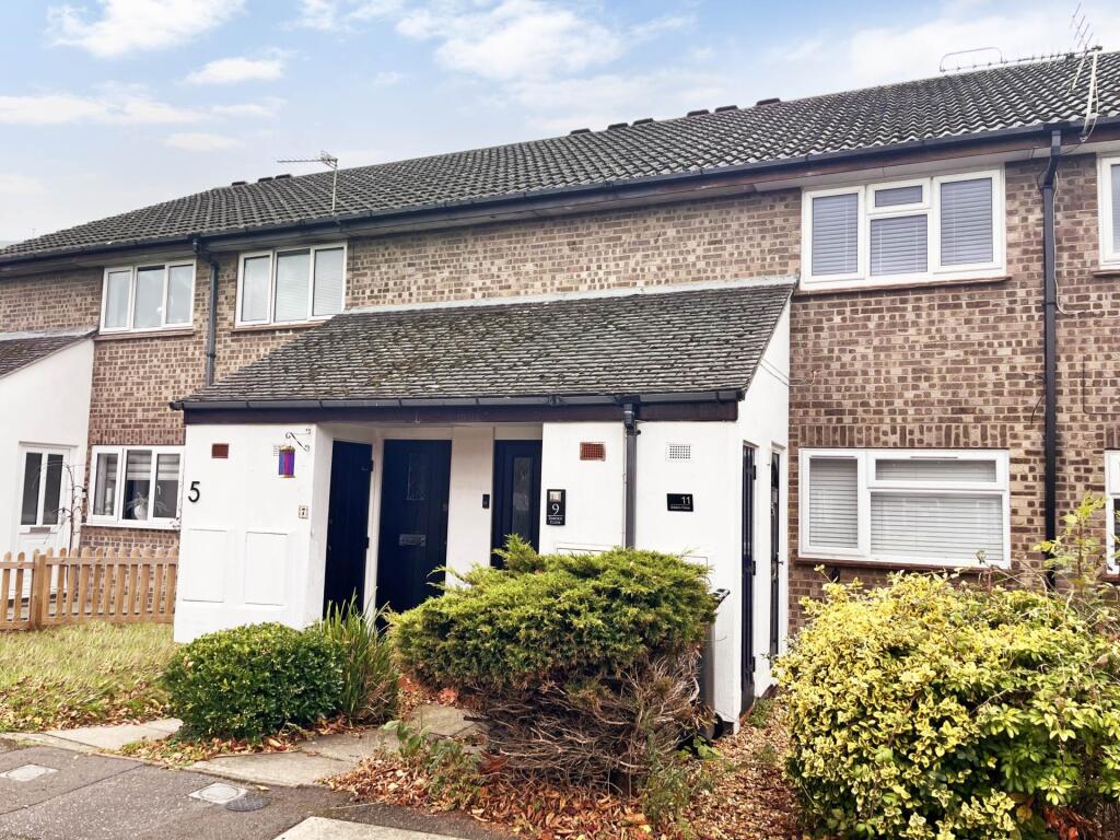 Main image of property: Throop, Bournemouth * Modern Retreat*