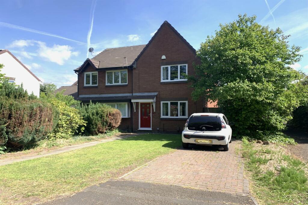 Main image of property: Barmouth Close, Callands, Warrington, WA5 9RU