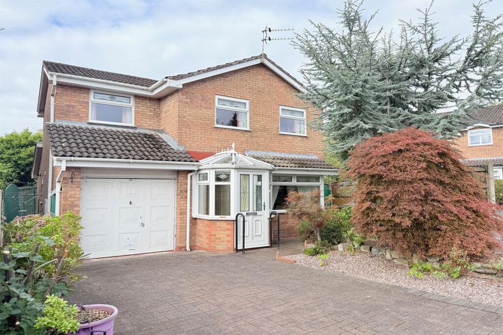 Main image of property: Hey Lock Close, Newton-Le-Willows, WA12 8SU
