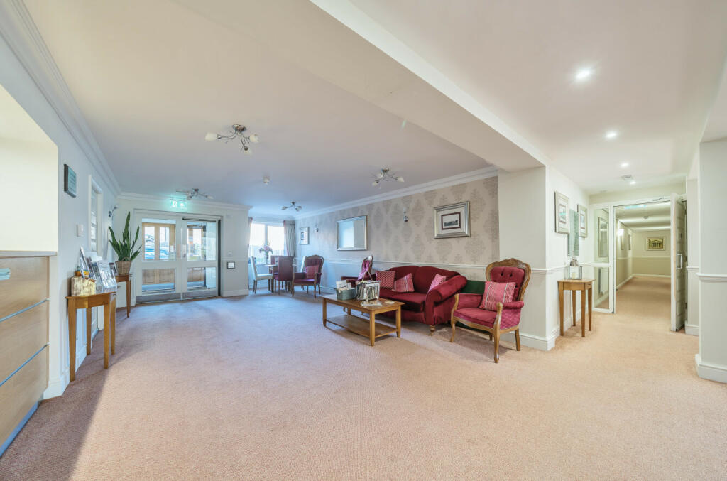Additional property image - South Street, Bishop's Stortford, Hertfordshire, CM23