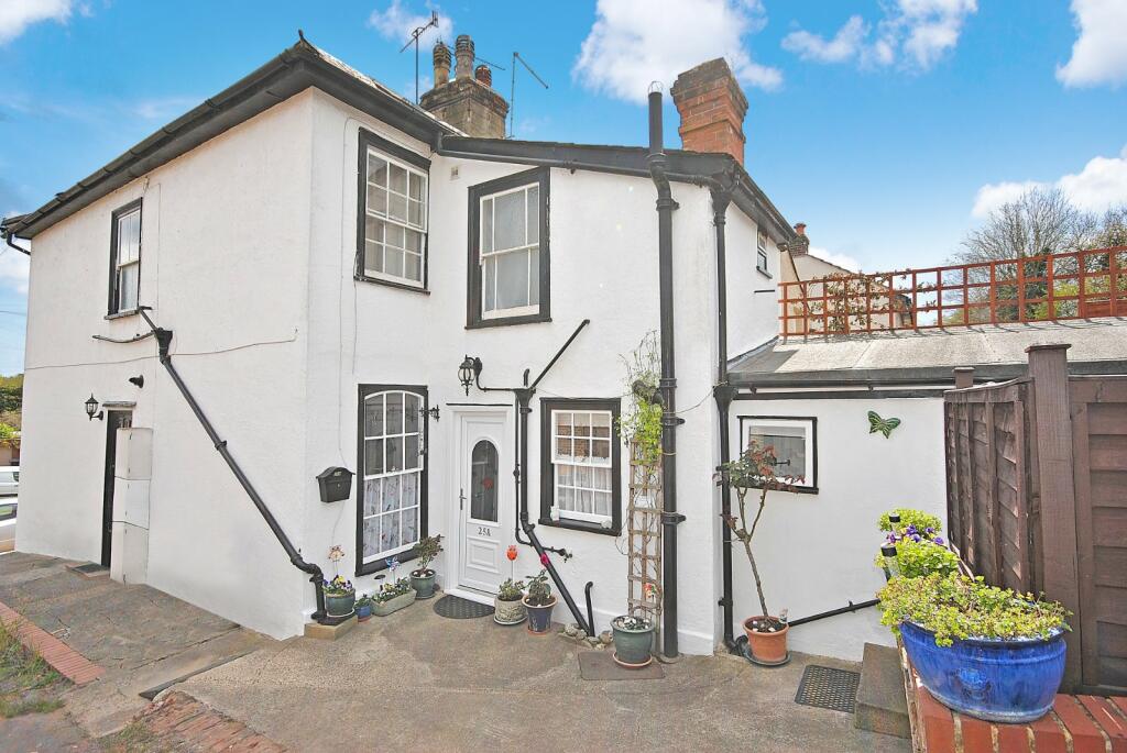 1 bedroom apartment for sale in Rye Street, Stortford