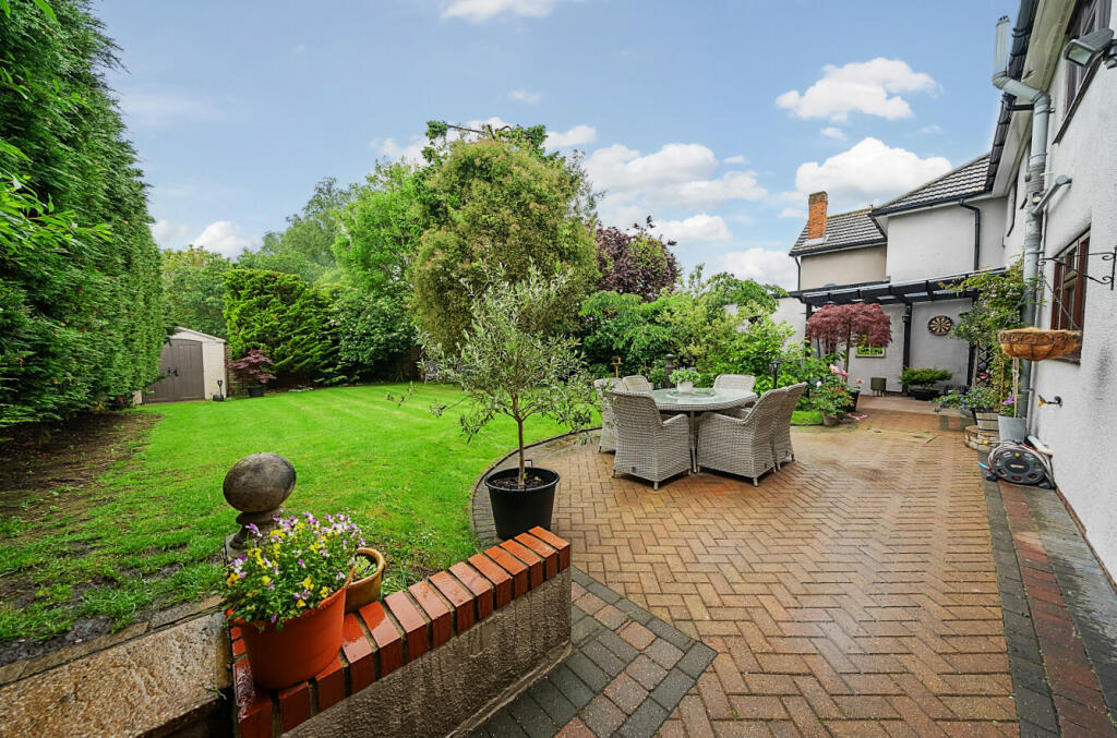 Additional property image - Tilekiln Green, Great Hallingbury, Essex, CM22