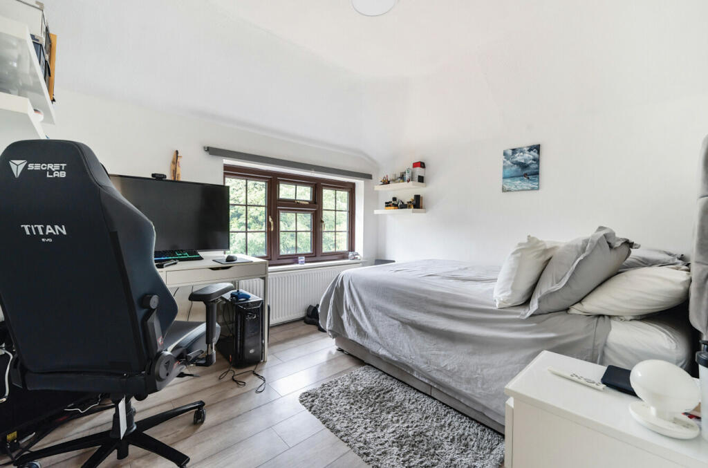 Additional property image - Tilekiln Green, Great Hallingbury, Essex, CM22