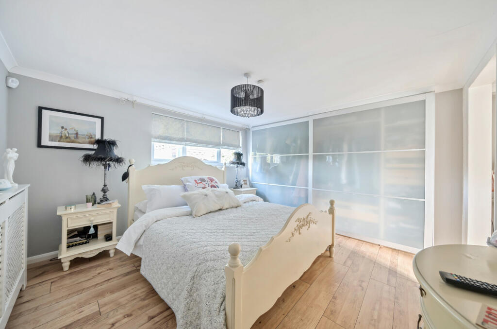 Additional property image - Pynchon Paddocks, Little Hallingbury, Bishop's Stortford, Essex, CM22