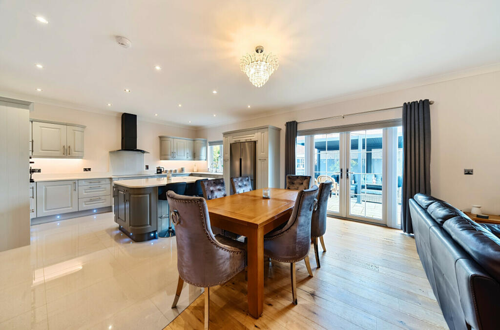 Additional property image - Tilekiln Green, Great Hallingbury, Bishop's Stortford, Essex, CM22