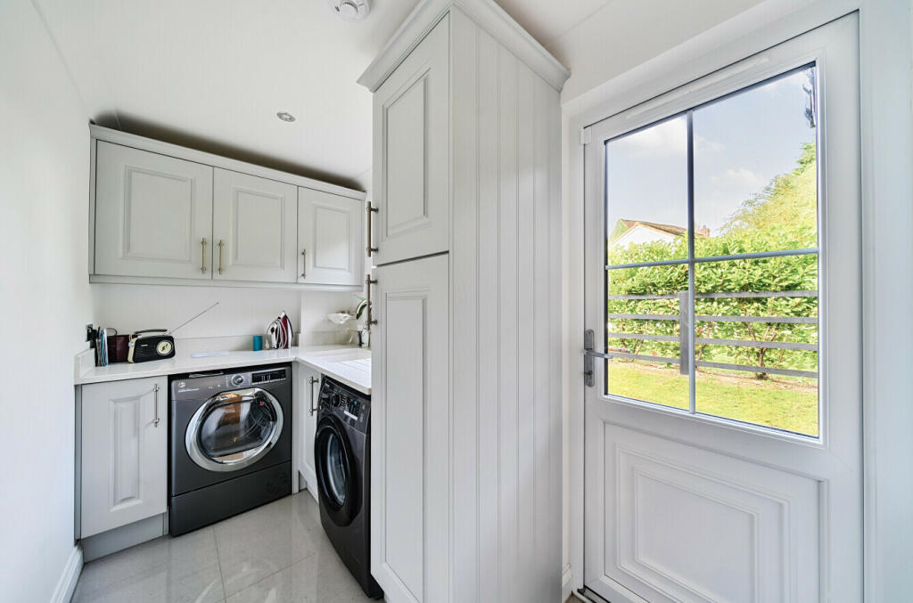 Additional property image - Tilekiln Green, Great Hallingbury, Bishop's Stortford, Essex, CM22