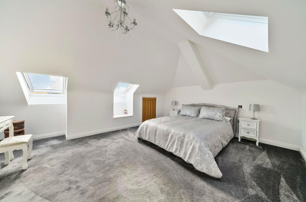 Additional property image - Tilekiln Green, Great Hallingbury, Bishop's Stortford, Essex, CM22