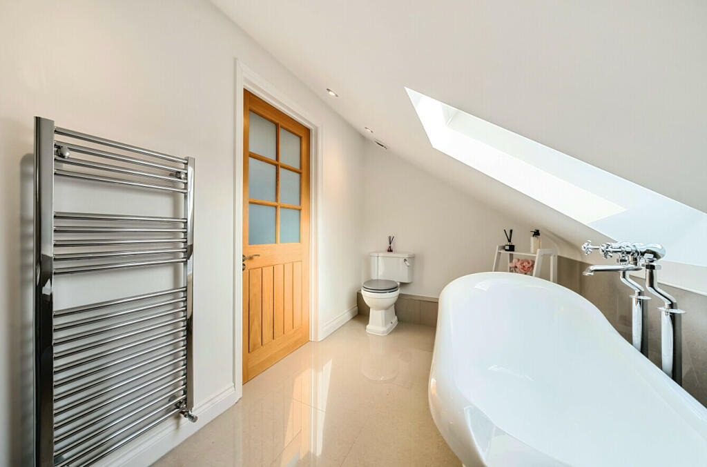 Additional property image - Tilekiln Green, Great Hallingbury, Bishop's Stortford, Essex, CM22