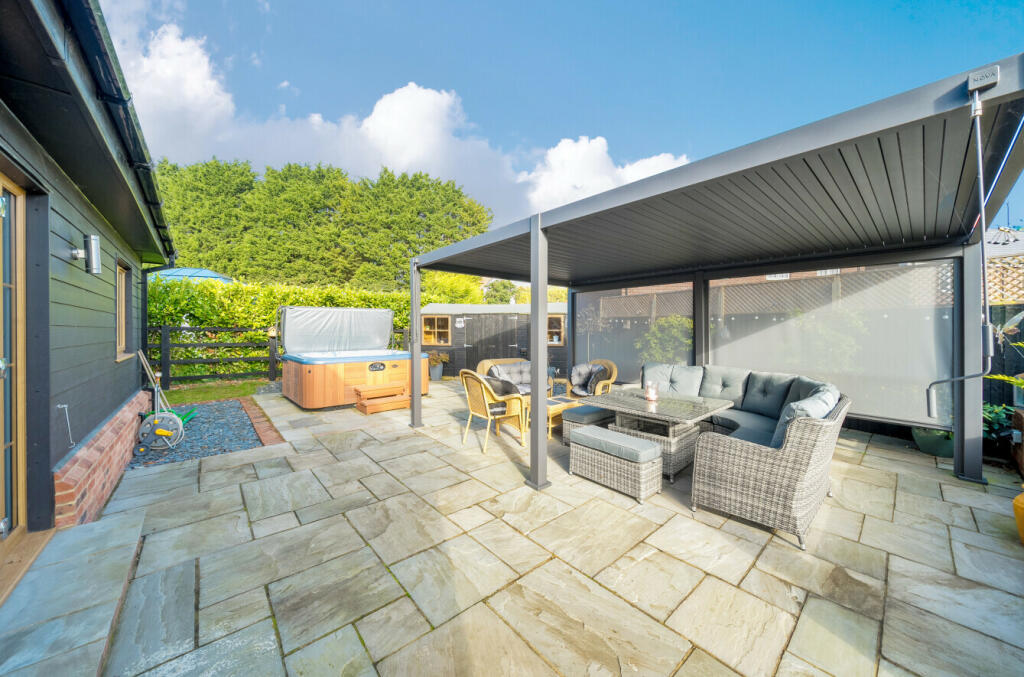 Additional property image - Tilekiln Green, Great Hallingbury, Bishop's Stortford, Essex, CM22