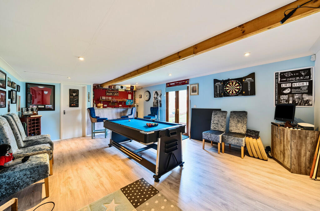 Additional property image - Tilekiln Green, Great Hallingbury, Bishop's Stortford, Essex, CM22