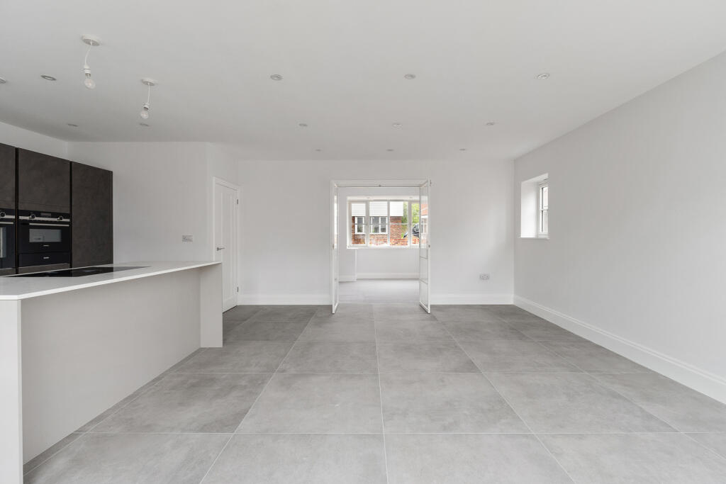 Additional property image - Hammond Road, Hatfield Broad Oak, Bishop's Stortford, Essex, CM22
