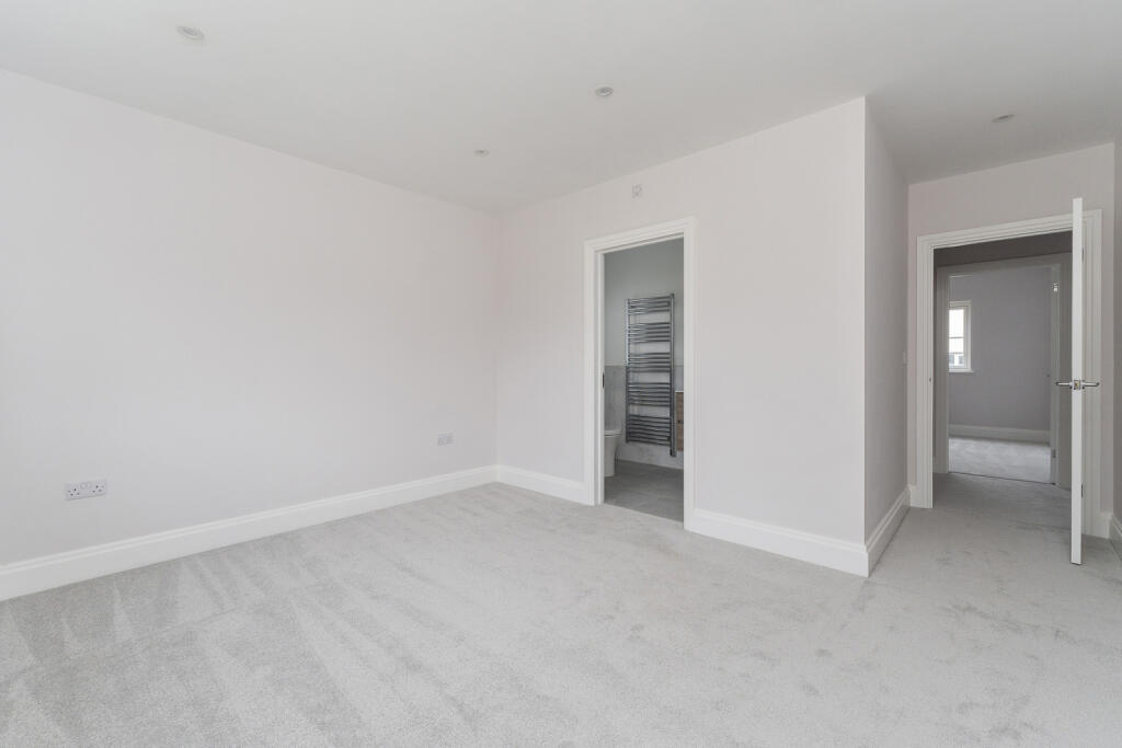Additional property image - Hammond Road, Hatfield Broad Oak, Bishop's Stortford, Essex, CM22