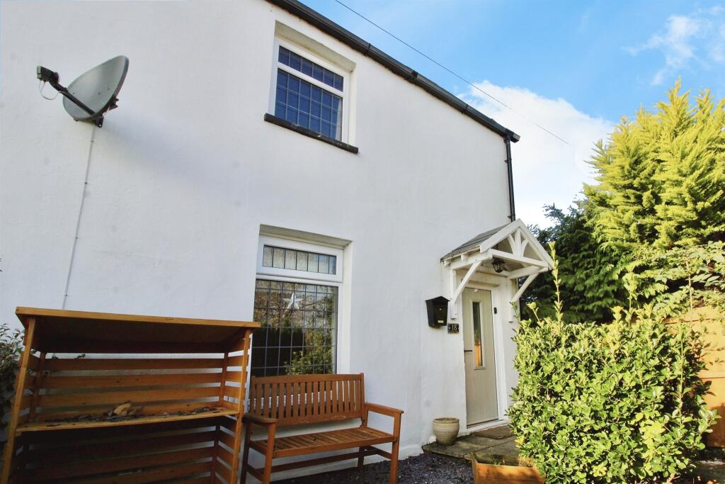 3 bedroom cottage for sale in Road, Llandough, Penarth, CF64