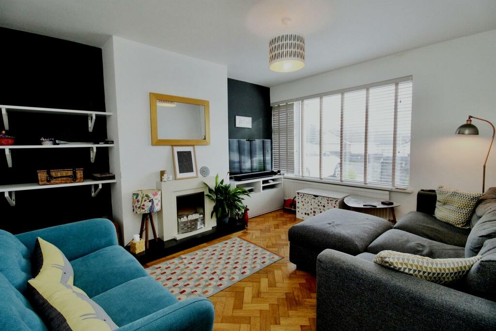 3 bedroom terraced house for sale in Robin Hill, DINAS POWYS, CF64