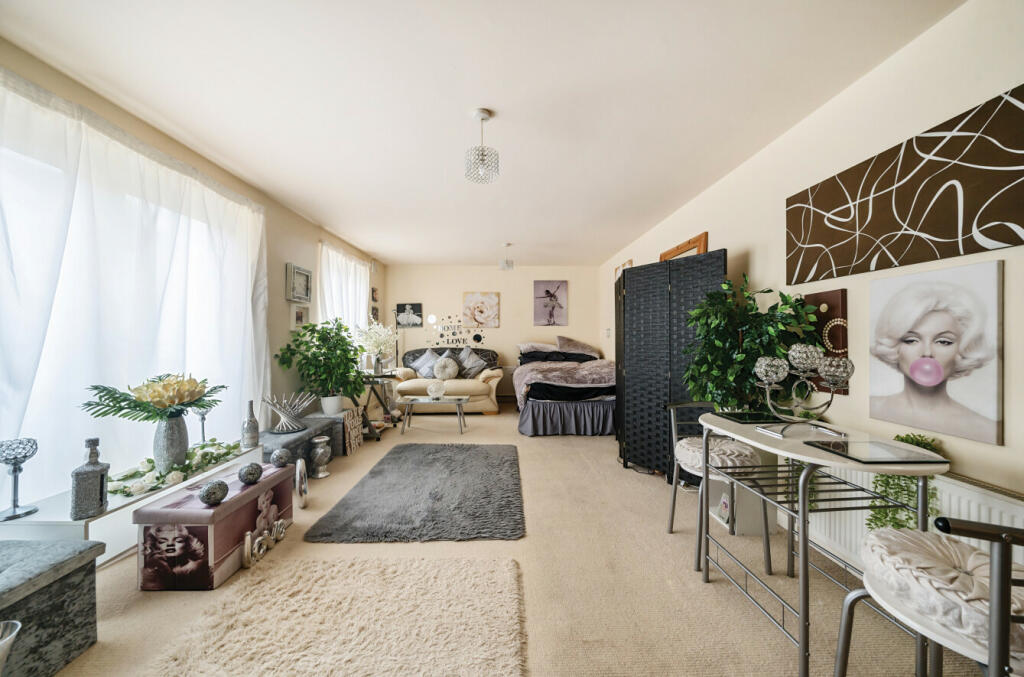 Additional property image - Fairfield Road, Braintree, Essex, CM7