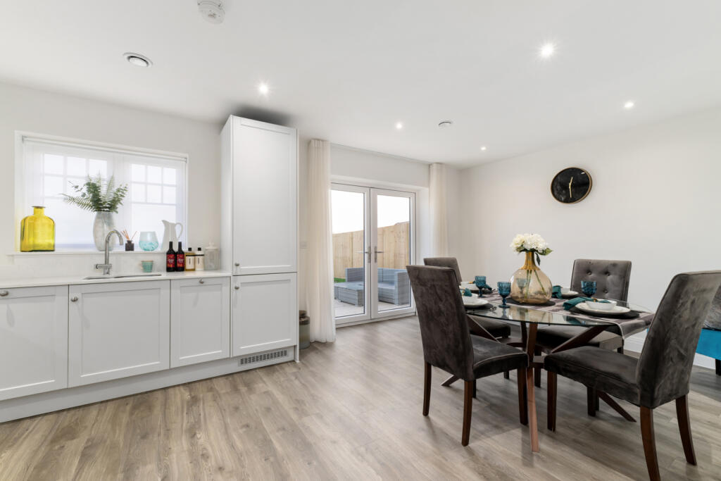 Additional property image - Brimstone Place, Little Dunmow, Essex, CM6