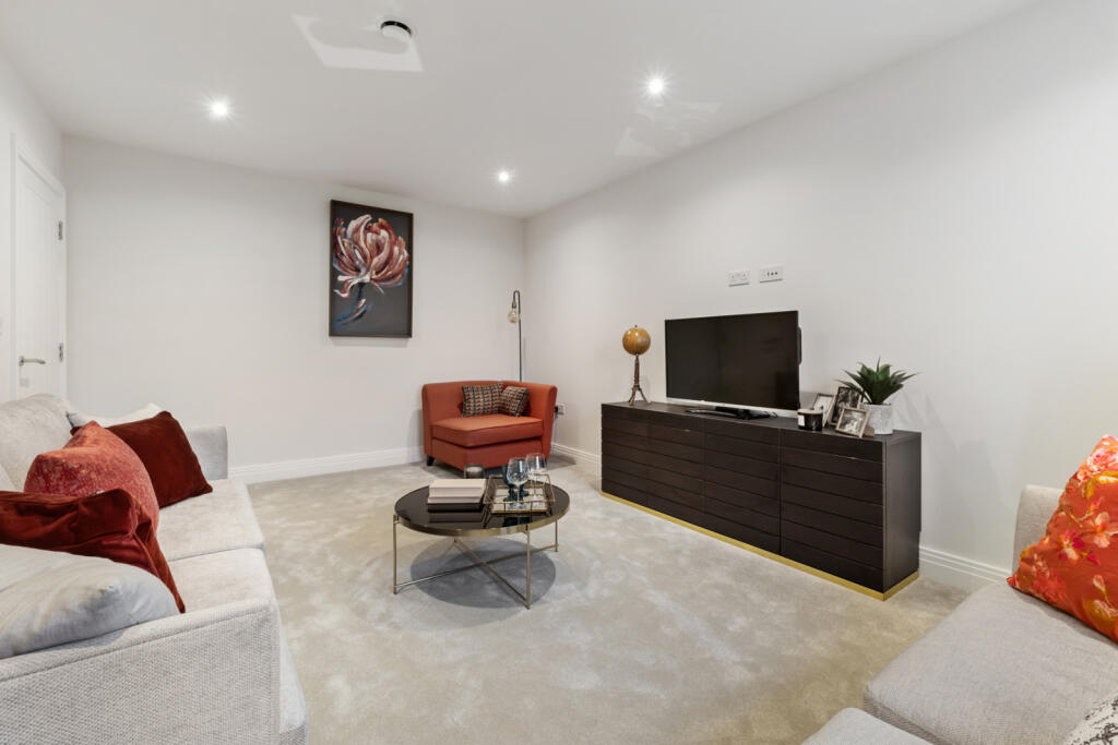 Additional property image - Brimstone Place, Little Dunmow, Essex, CM6