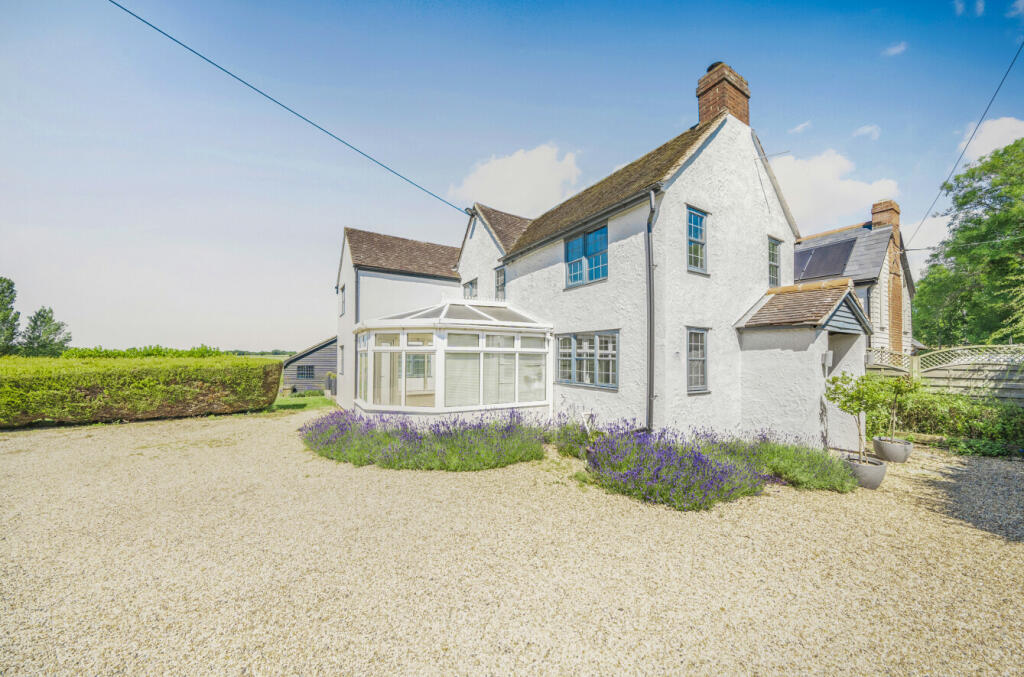 Main image of property: Stebbing Road, Felsted, Dunmow, Essex, CM6