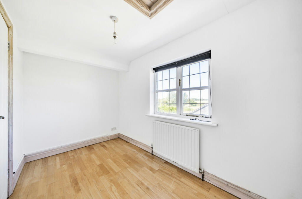 Additional property image - Stebbing Road, Felsted, Essex, CM6