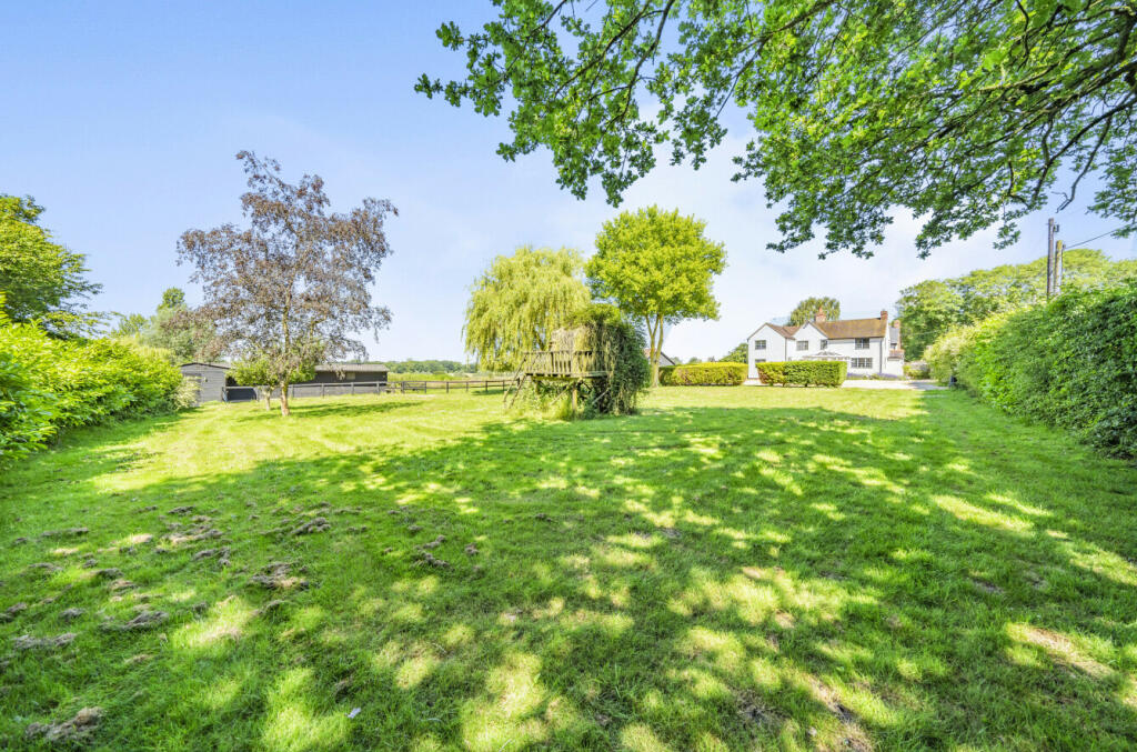 Additional property image - Stebbing Road, Felsted, Essex, CM6