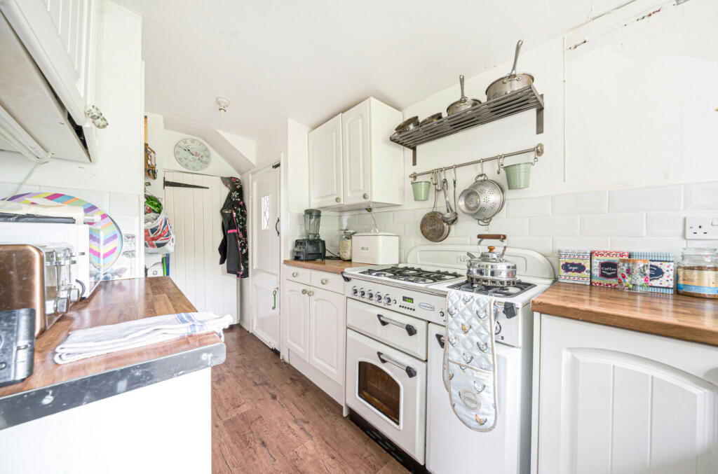 Additional property image - Cloghams Green, High Easter Road, Leaden Roding, Dunmow, CM6