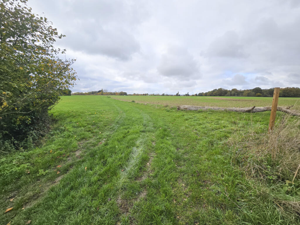 Additional property image - Bishops Green, Barnston, Dunmow, Essex, CM6