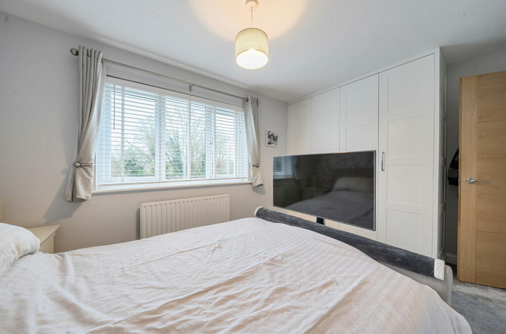 Additional property image - Rayfield Close, Barnston, Dunmow, Essex, CM6