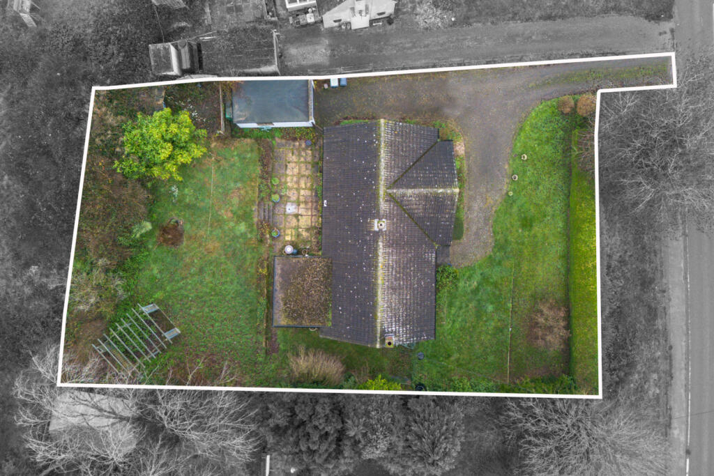 Additional property image - Radleys End, Duton Hill, Dunmow, Essex, CM6