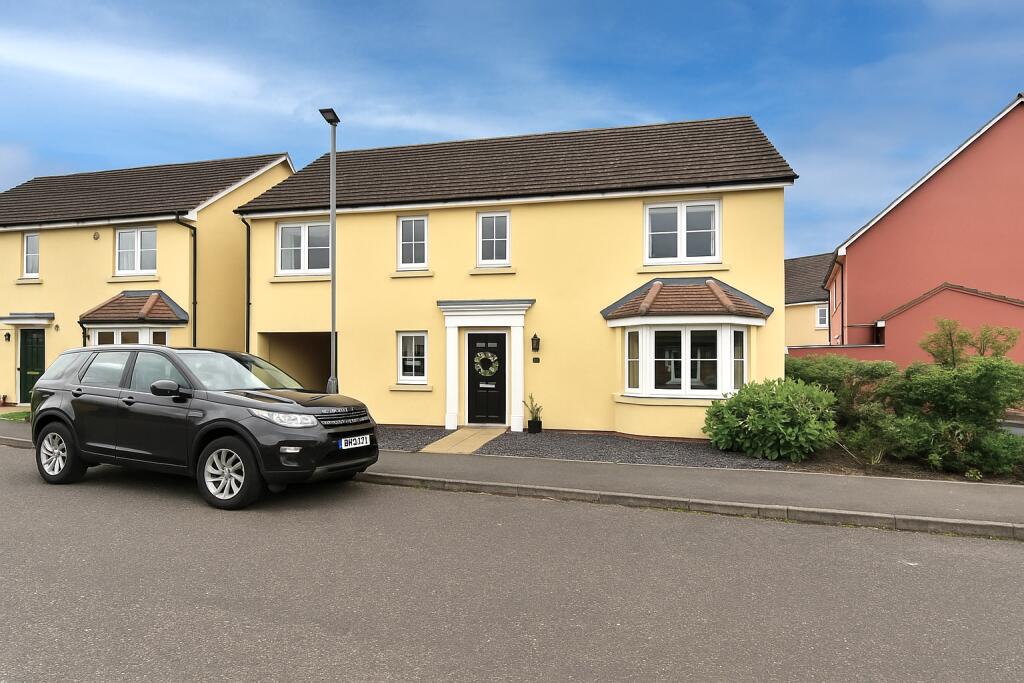 Main image of property: Hallett Road, Flitch Green, Great Dunmow, Essex, CM6
