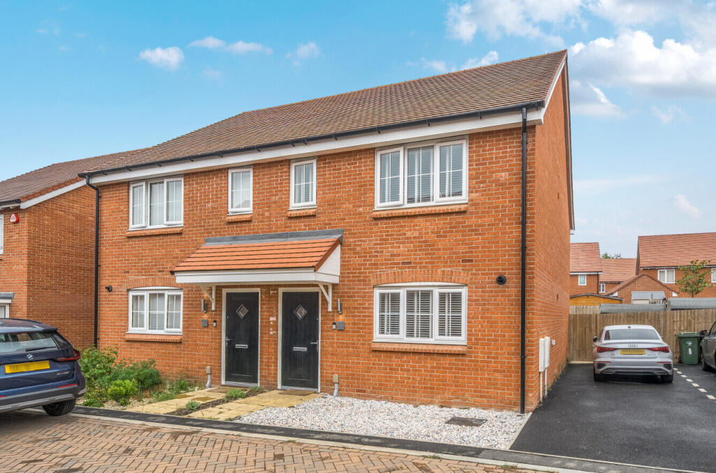 Main image of property: Stour Close, Dunmow, Essex, CM6